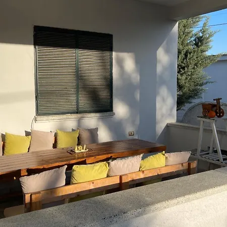 Gerea's Holiday House